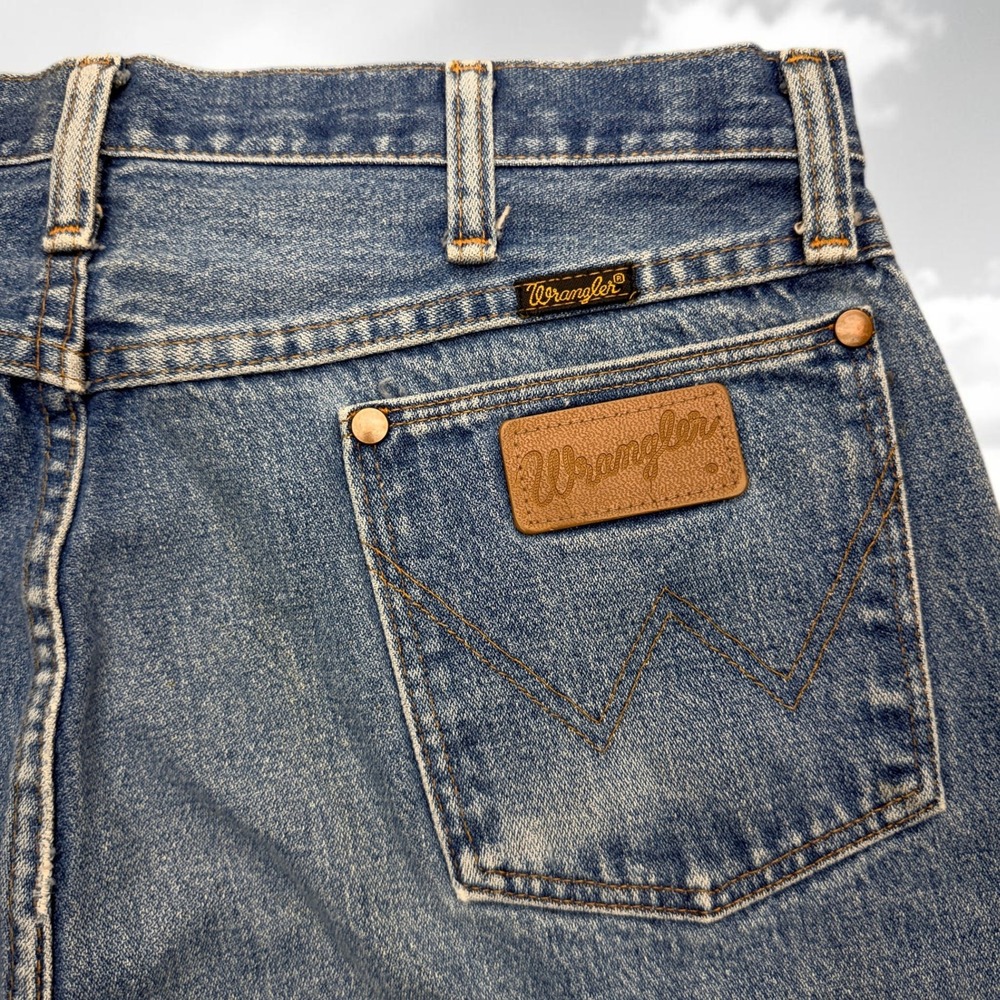 Vintage 70s Wrangler Made in USA Mens Straight Leg Jeans Blue 33x32 Distressed